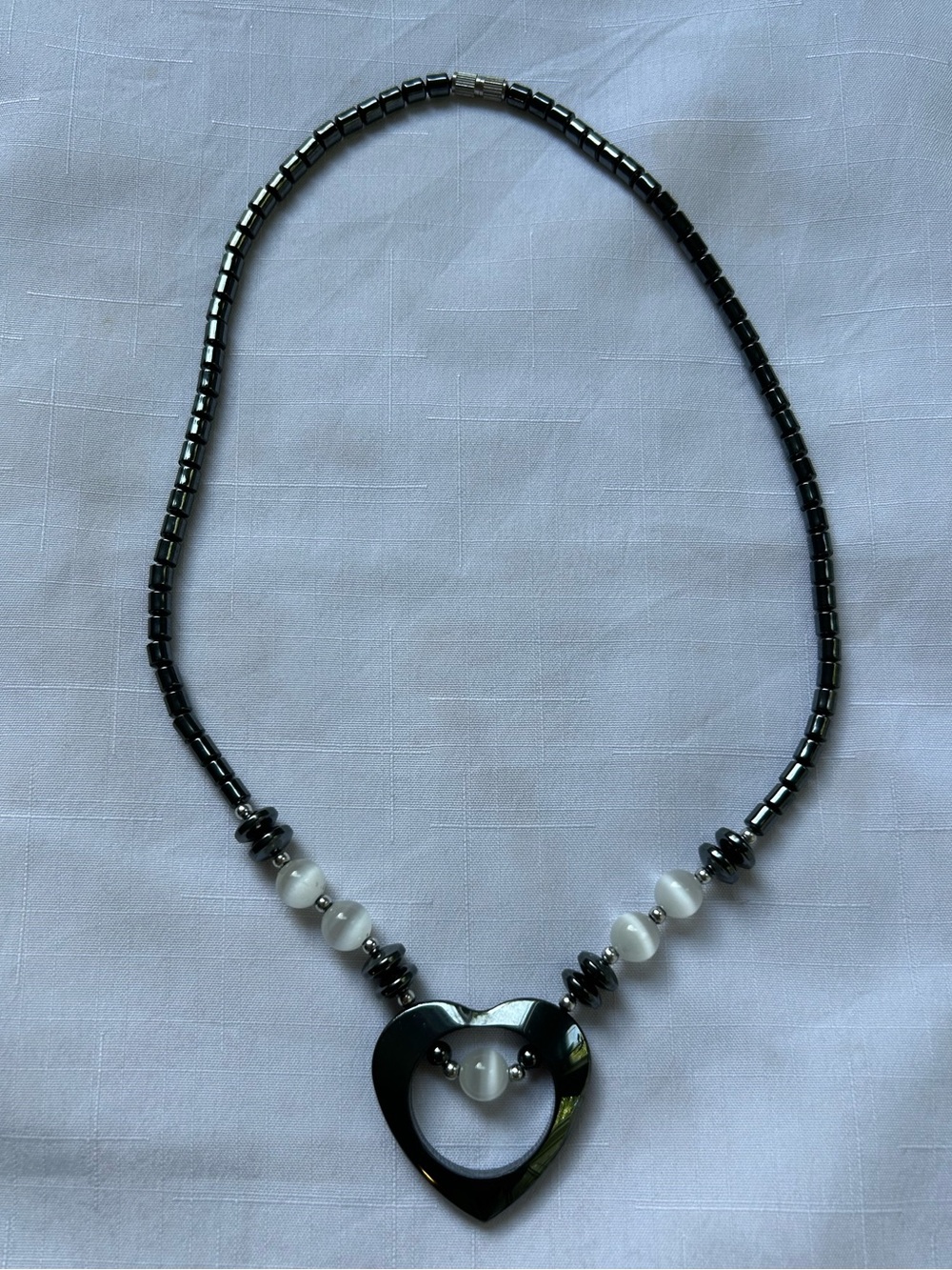 Vintage Hematite Open Heart Necklace with White Cat's Eye Accent Beads 18”